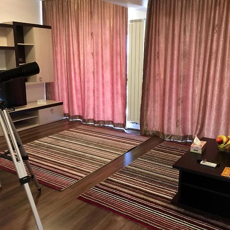 M13 Apartments ナボダリ エクステリア 写真