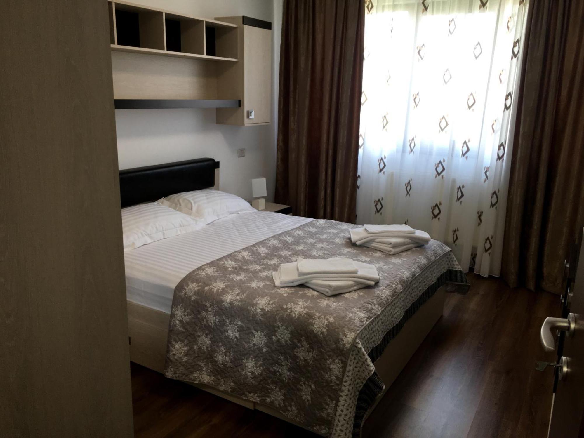 M13 Apartments ナボダリ エクステリア 写真