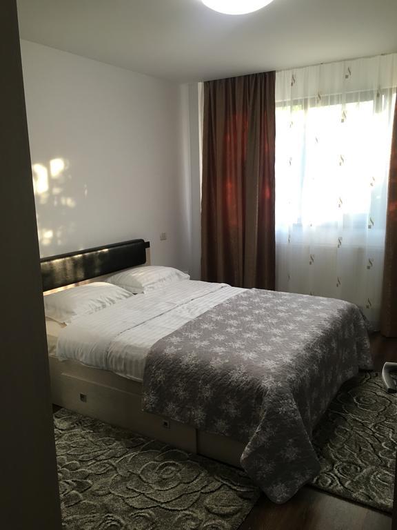M13 Apartments ナボダリ エクステリア 写真