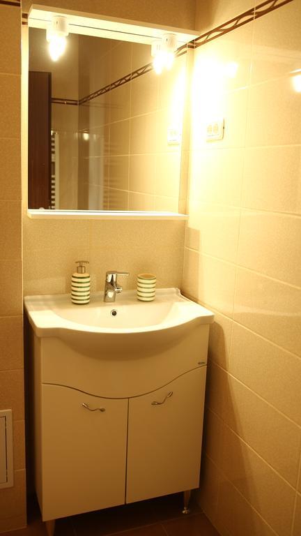 M13 Apartments ナボダリ エクステリア 写真