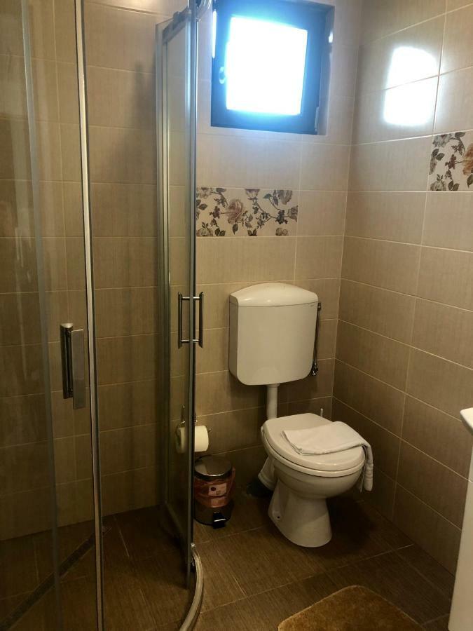 M13 Apartments ナボダリ エクステリア 写真